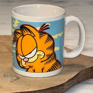 Garfield Cartoon Collectible Coffee Mug “I Don’t do Perky!”